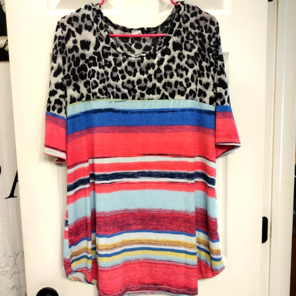 Multi color striped/leopard top size 3XL